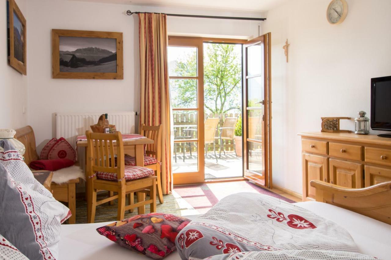 Ferienhof Margarethengut Unterach am Attersee Bagian luar foto